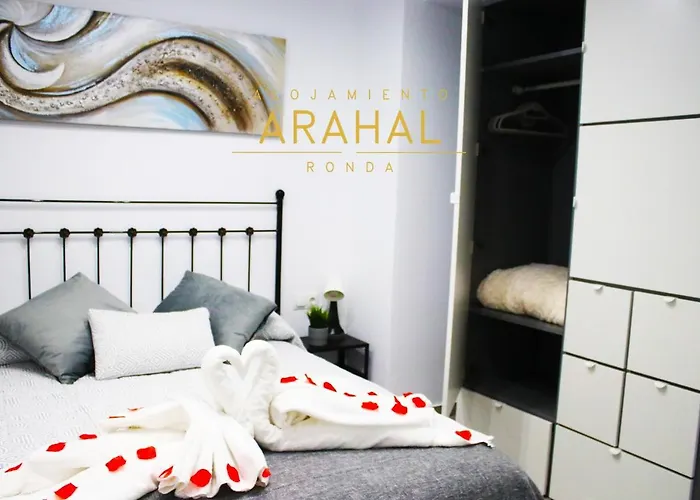 Arahal - *
